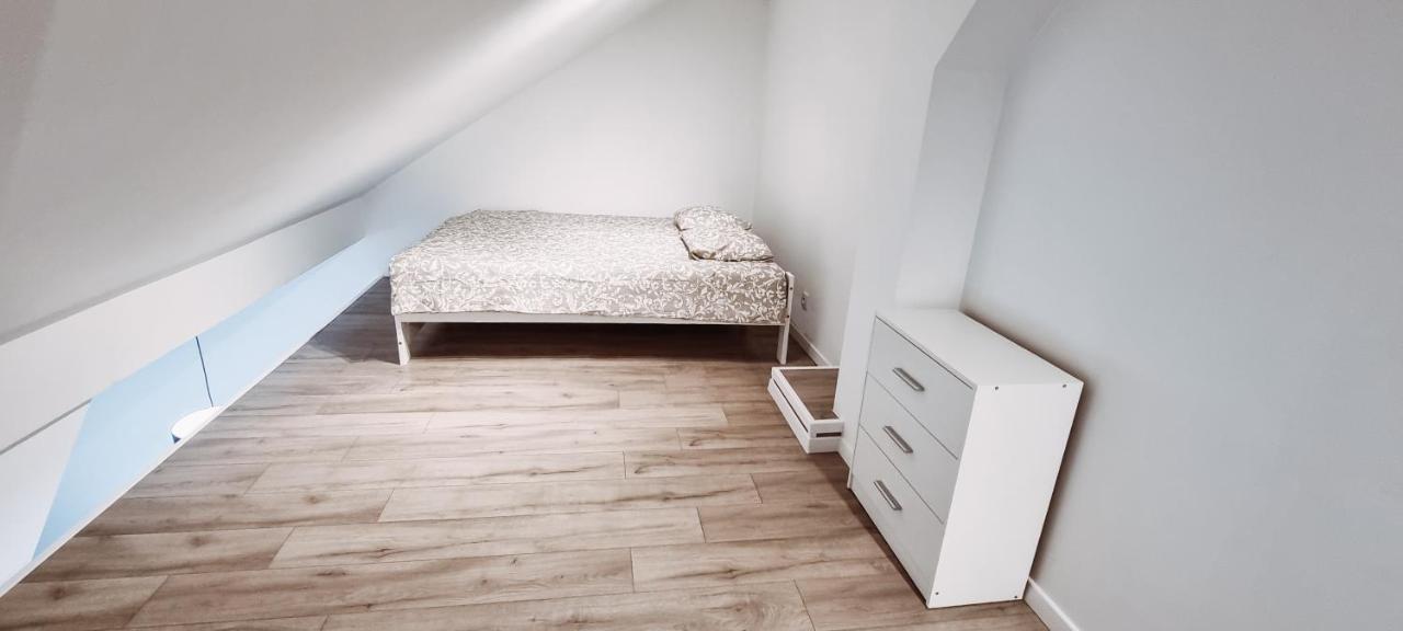 Sunny Apartment 8 Krasków Εξωτερικό φωτογραφία